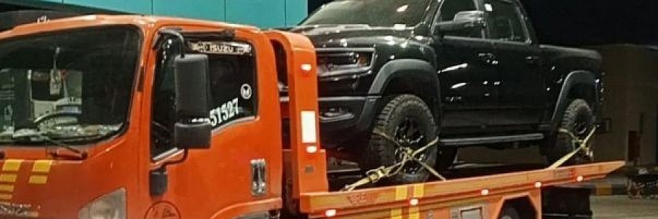 أهلا بكم في موقعنا موقع سطحه جدة لسحب ونقل السيارات المصدومة والمتعطلة والسيارات الرياضية والسيارات المنخفضة داخل مدينة جدة وشمال جدة الرحيلي الحمدانية أبحر عسفان حي الريان&nbsp;